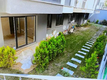 Kavaklı Beylikdüzü'nde Tamamlanmış Aile Daireleri